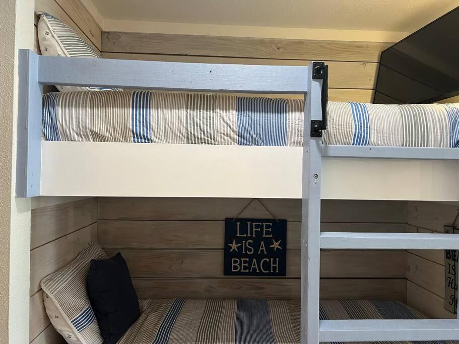 Sea-renity Heated Pools Steps To The *
